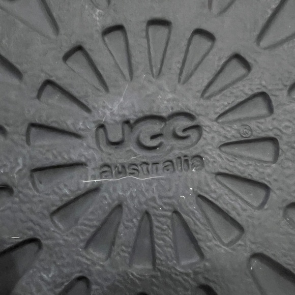 Ugg Classic Cardy black size 5 - Picture 7 of 9